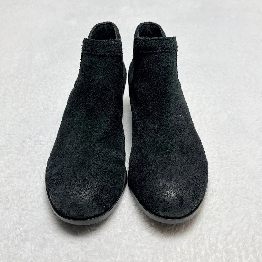 Sorel Lolla Cut Out Black Suede Ankle Boots Womens 8.5 NL3379-010‎ Lug Sole